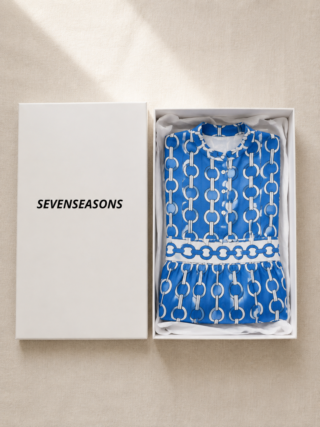 Ysolde | Three Quarter Sleeve Chain Pattern Midi Dress