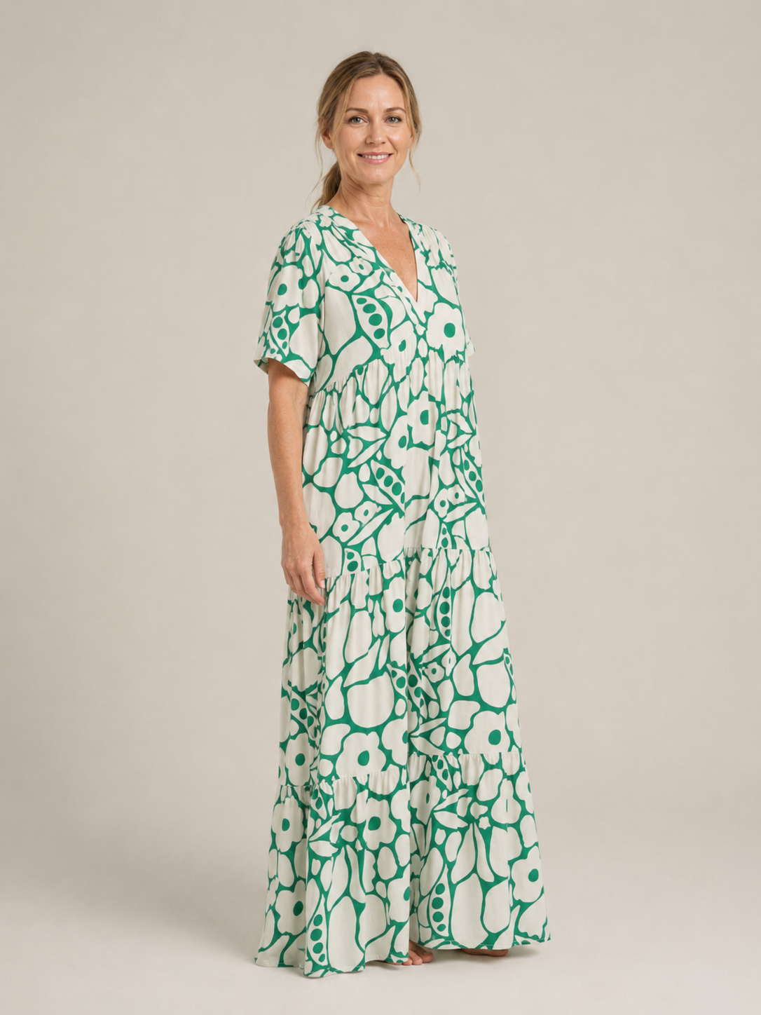 Zuleika | Short Sleeve V Neck Floral Midi Dress
