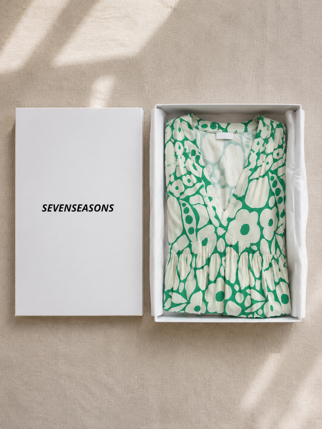 Zuleika | Short Sleeve V Neck Floral Midi Dress